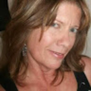 Meet your Posher, Debora